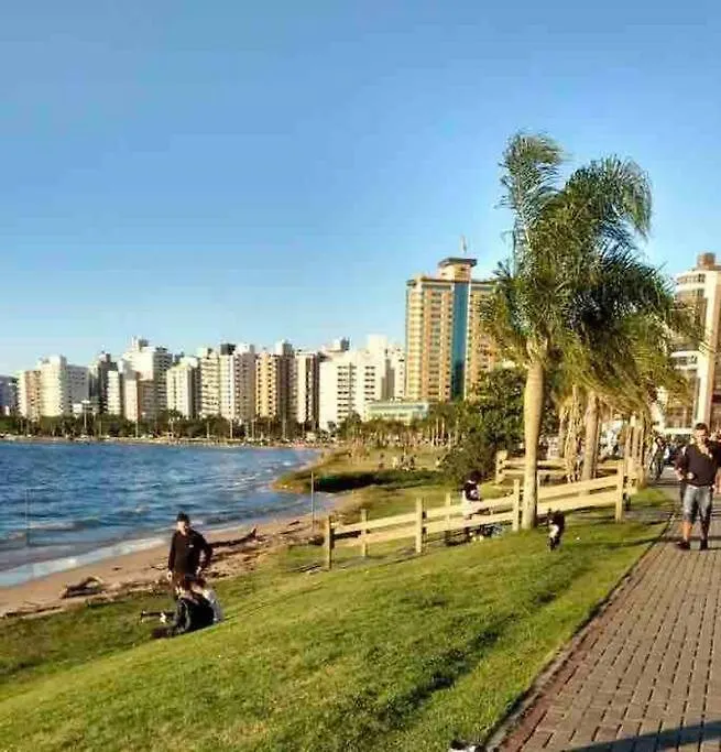 Apto 3 Dorm, Aconchegante , Proximo A Beira Mar . Florianópolis
